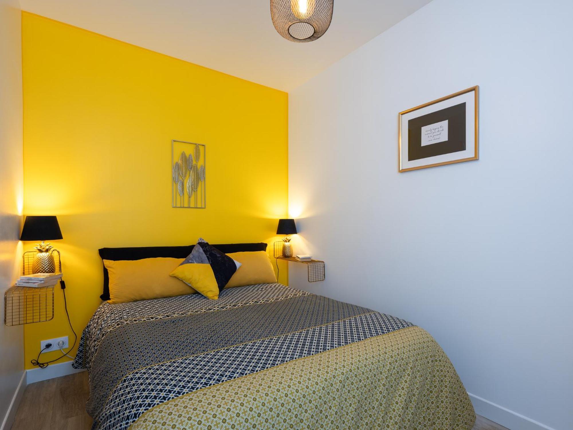 Le Dedieu - Hypercentre Garage Gratuit Wifi Netflix Amazon Prime Villeurbanne Luaran gambar
