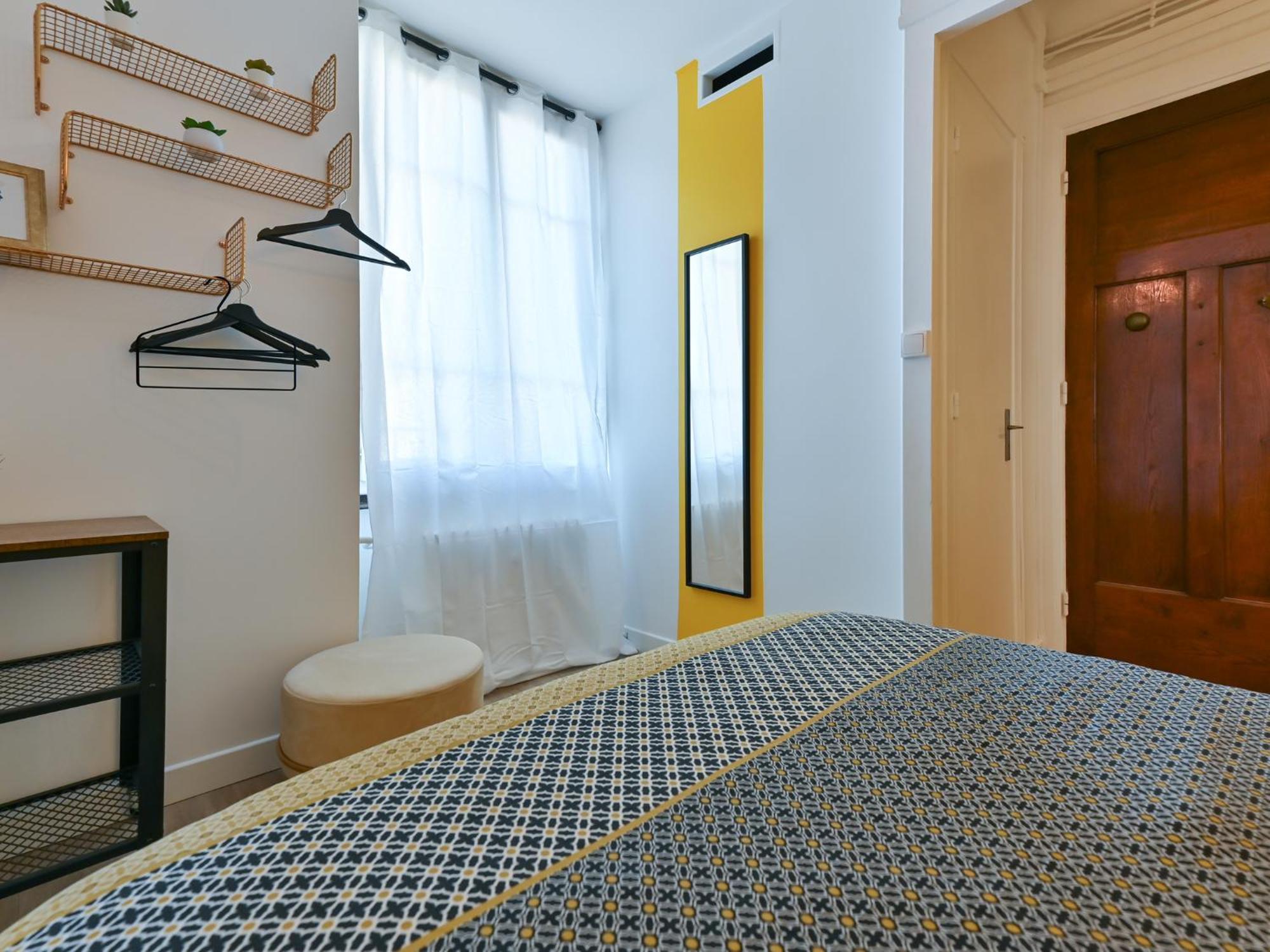 Le Dedieu - Hypercentre Garage Gratuit Wifi Netflix Amazon Prime Villeurbanne Luaran gambar